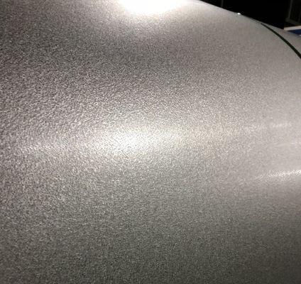 ขั้นต่ํา สปังเกิลปกติ 0.47 × 1200 Galvalume Steel Coil 55% อลูมิเนียม ซิงก์เคลือบสแตนเลส Coil สําหรับกระเบื้องโลหะ corrugated
