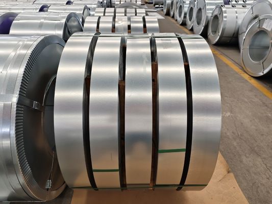 การตัดสอยเหล็ก ความแข็งแรงสูง G550 สายเหล็ก Aluzinc สําหรับโครงสร้างเหล็กและการใช้งาน Purlins